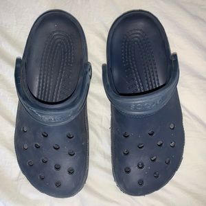 Navy Crocs (M7, W9)